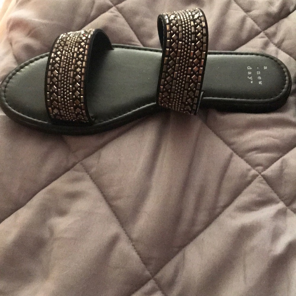 Sandals - Picture 3 of 3